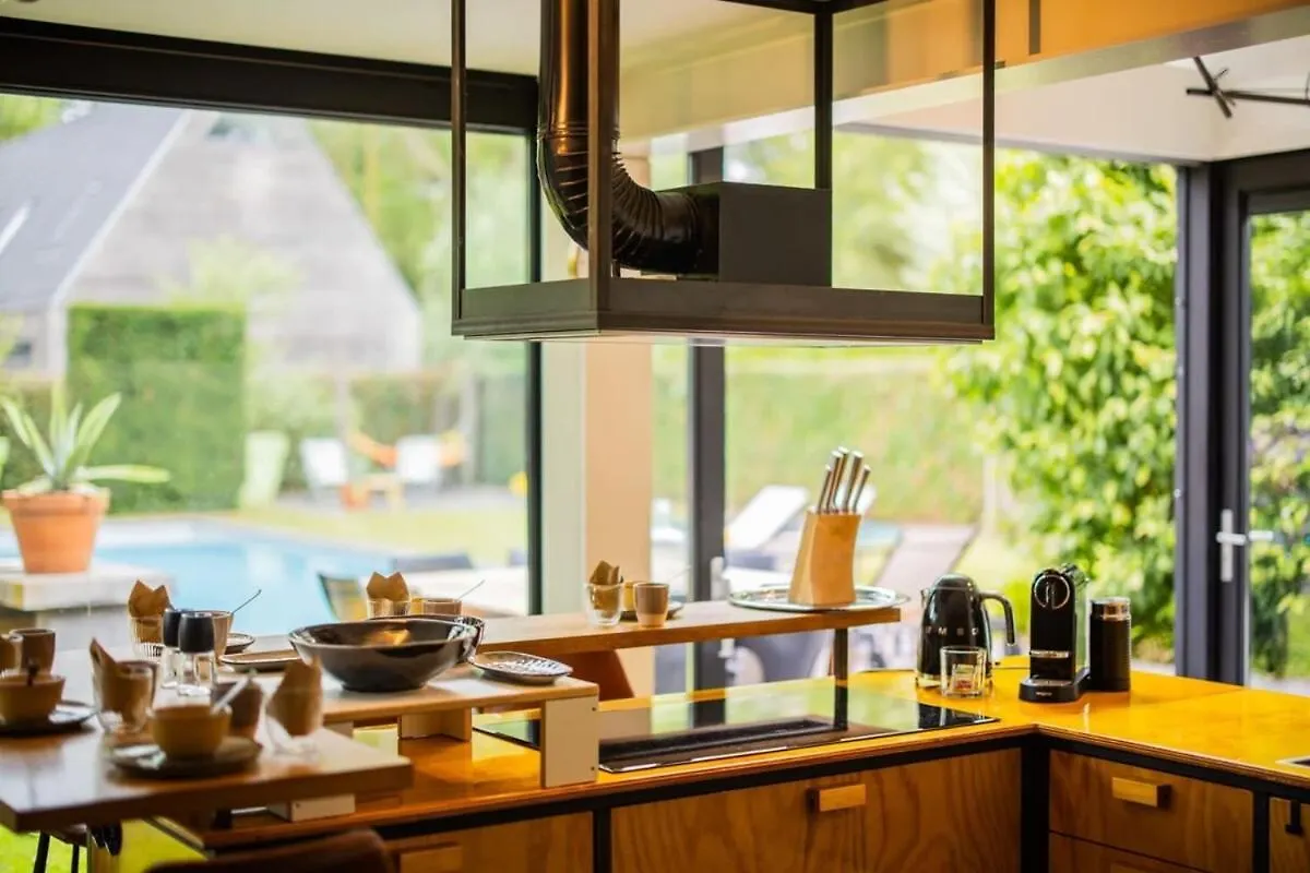 Semesterbostad Fabulous 4 Bedroom Villa Eindhoven - Ks10 Nederländerna